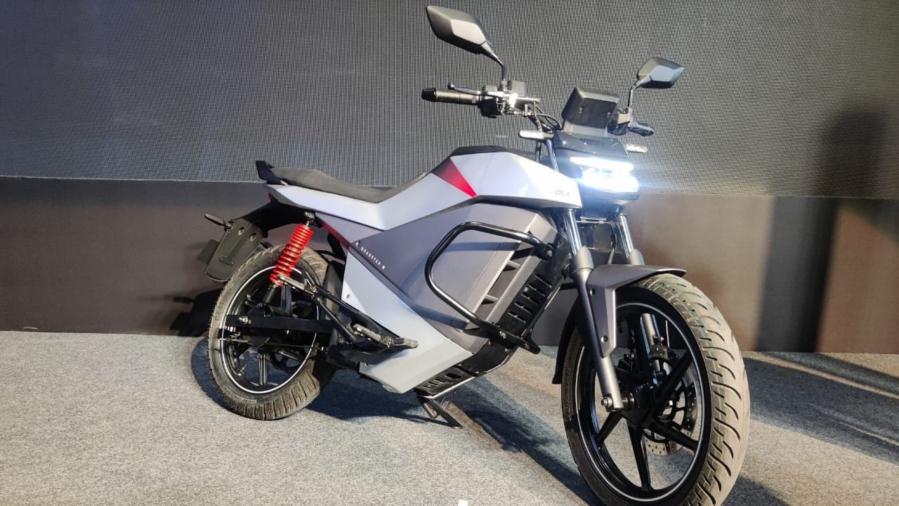 Ola Launches Electric Motorcycle Roadster, Starting Price of Rs 74,999, Know features, range